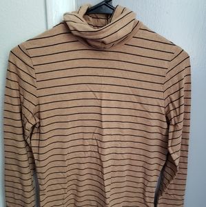 Lands End shaped turtle neck xs
